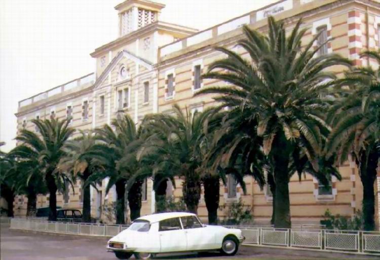 Lyc�e Lamorici�re